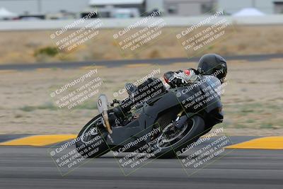 media/Jan-14-2023-SoCal Trackdays (Sat) [[497694156f]]/Turn 4 Set 2 (1030am)/